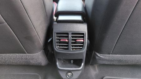 2023-Hyundai-i20-10-TGDI-Fluid-DCT_17