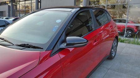 2023-Hyundai-i20-10-TGDI-Fluid-DCT_7