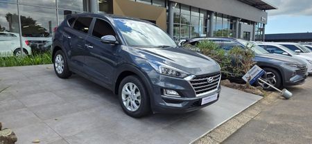 2021-Hyundai-Tucson-20-Premium-Auto_2
