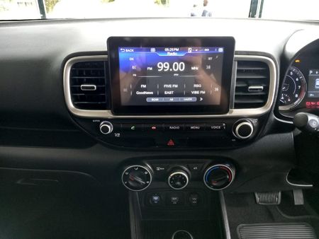 2021-Hyundai-Venue-10-TGDI-Motion-Auto_10