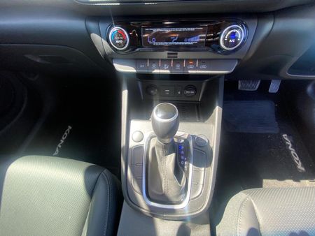 2023-Hyundai-Kona-20-Executive-IVT_9
