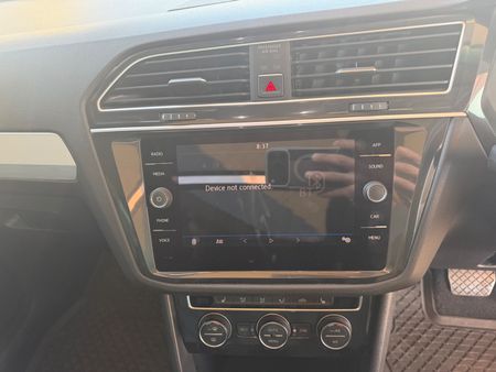 2018-Volkswagen-Tiguan-20-TDI-Comfortline-4Motion-Auto_12