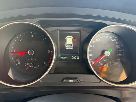 2018-Volkswagen-Tiguan-20-TDI-Comfortline-4Motion-Auto_15