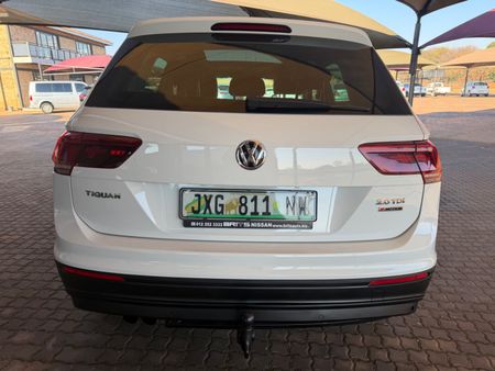 2018-Volkswagen-Tiguan-20-TDI-Comfortline-4Motion-Auto_4