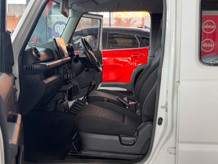 2024-Suzuki-Jimny-15-GLX-AllGrip-5-Door_11