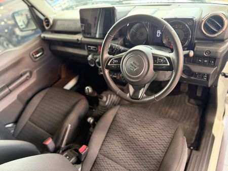 2024-Suzuki-Jimny-15-GLX-AllGrip-5-Door_14