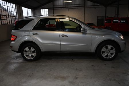 2011-Mercedes-Benz-ML-350-CDi-7G-Tronic-Automatic-4-Matic-AWD_20