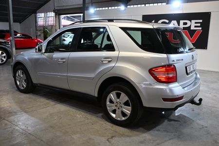 2011-Mercedes-Benz-ML-350-CDi-7G-Tronic-Automatic-4-Matic-AWD_2