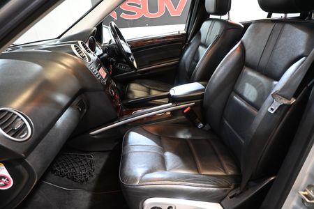 2011-Mercedes-Benz-ML-350-CDi-7G-Tronic-Automatic-4-Matic-AWD_8