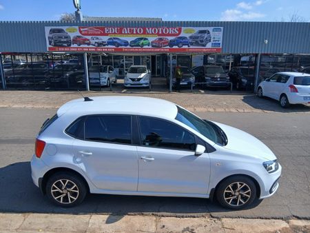 2021-Volkswagen-Polo-Vivo-16-Comfortline-Auto_12