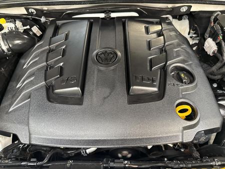2021-Volkswagen-Amarok-30-TDI-Highline-190kW-4Motion-Auto-Double-Cab_11