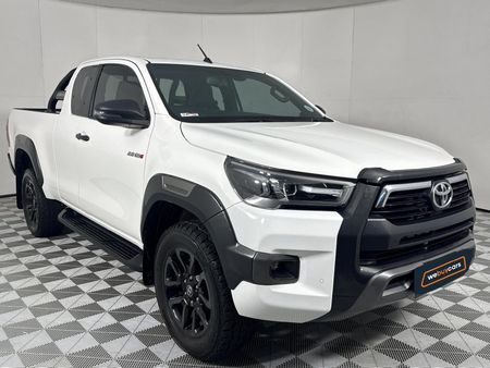 2023-Toyota-Hilux-28-GD-6-Raised-Body-Legend-Extended-Cab_9