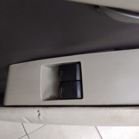 2008-Nissan-Micra-14-Visia-5-dr_9