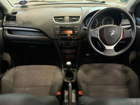 2017-Suzuki-Swift-12-GL_9