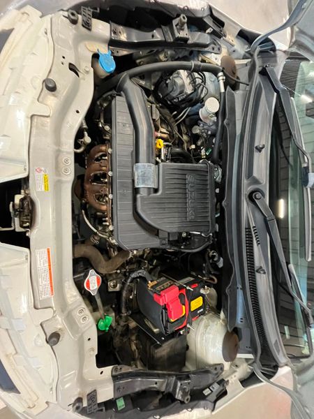 2017-Suzuki-Swift-12-GL_12