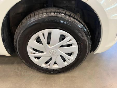 2017-Suzuki-Swift-12-GL_8