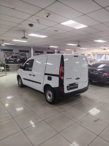2013-Renault-Kangoo-16i-Express-Panel-Van_3