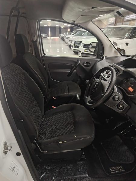 2013-Renault-Kangoo-16i-Express-Panel-Van_6
