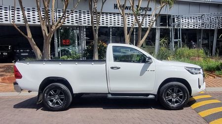 2025-Toyota-Hilux-24-GD-6-Raised-Body-Raider-Single-Cab_3
