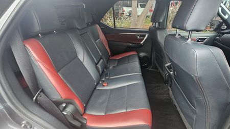 2025-Toyota-Fortuner-28-GD-6-4x4-VX-Auto_12
