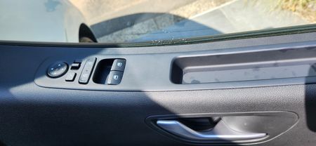2026-Hyundai-Staria-22d-Auto_8