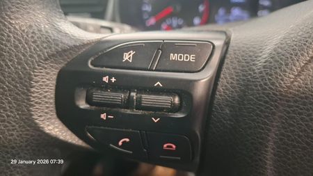 2022-Kia-Rio-12-LS-5-dr_13