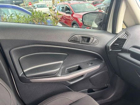 2020-Ford-EcoSport-15-TiVCT-Ambiente-Auto_24