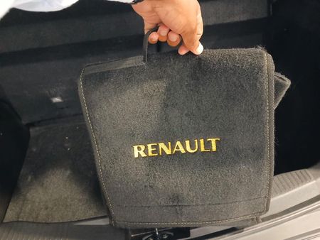 2022-Renault-Kiger-10T-Intens-Auto_16