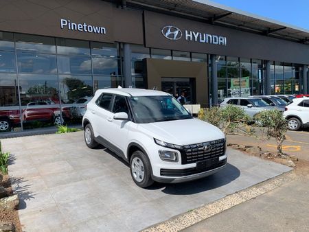 2024-Hyundai-Venue-12-Motion_14