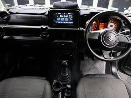 2020-Suzuki-Jimny-15-GA_10