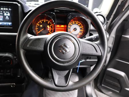 2020-Suzuki-Jimny-15-GA_12