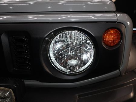 2020-Suzuki-Jimny-15-GA_8