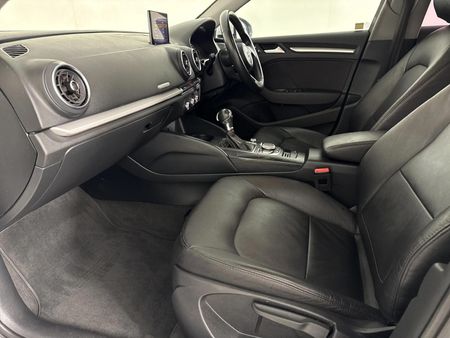 2020-Audi-A3-Sportback-10-TFSI-Auto-30-TFSI_5