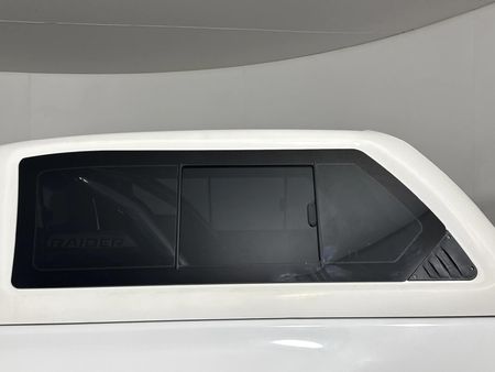 2017-Toyota-Hilux-28-GD-6-Raised-Body-Raider-Double-Cab_15