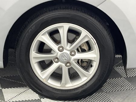 2020-Hyundai-Grand-i10-10-Fluid_5