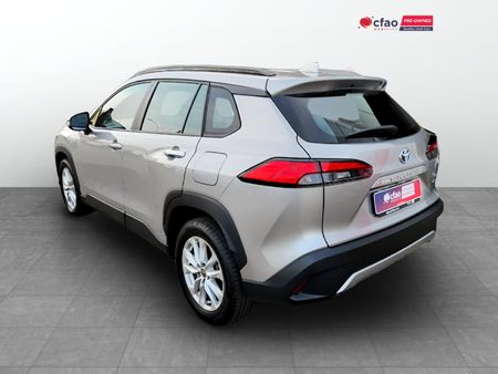 2025-Toyota-Corolla-Cross-18-XS-Hybrid_2