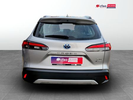 2025-Toyota-Corolla-Cross-18-XS-Hybrid_5