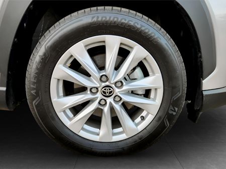 2025-Toyota-Corolla-Cross-18-XS-Hybrid_8