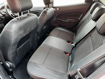 2020-Ford-EcoSport-10-EcoBoost-Titanium_16
