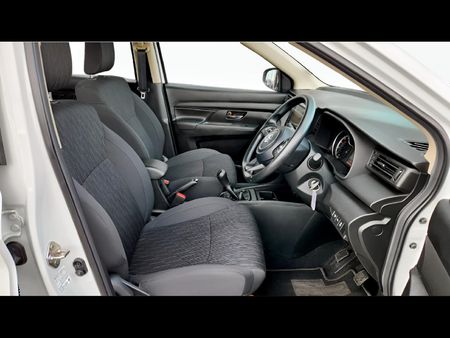 2025-Suzuki-Ertiga-15-GL_16