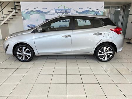 2018-Toyota-Yaris-15-XS-5-dr_3