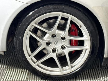2010-Porsche-911-Carrera-4S-Cabriolet-Auto_5