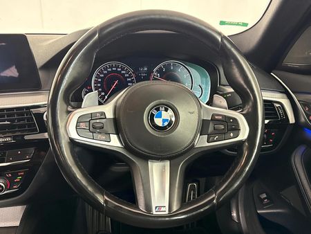 2017-BMW-5-Series-530i-M-Sport-Auto_12