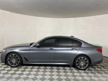 2017-BMW-5-Series-530i-M-Sport-Auto_19