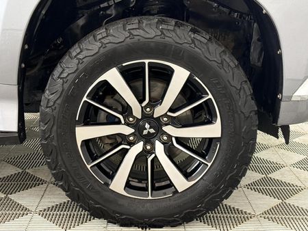 2018-Mitsubishi-Pajero-Sport-24D-4x4-Auto_4
