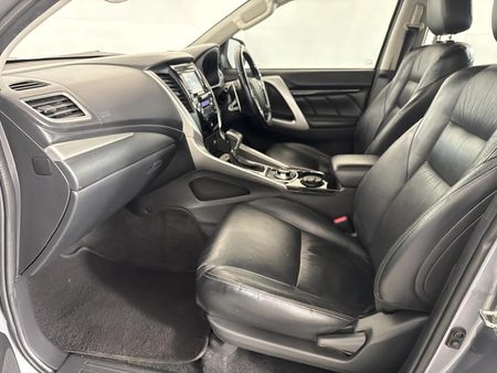 2018-Mitsubishi-Pajero-Sport-24D-4x4-Auto_8