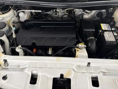 2021-Haval-H1-15-VVT_9