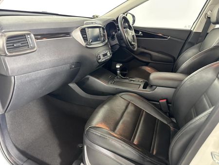 2021-Kia-Sorento-22D-LX-AWD-Auto_8