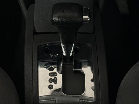 2015-Volkswagen-Polo-Vivo-GP-14-Trendline-Auto-5-dr_10