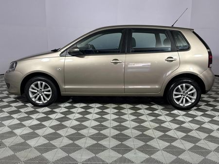 2015-Volkswagen-Polo-Vivo-GP-14-Trendline-Auto-5-dr_18